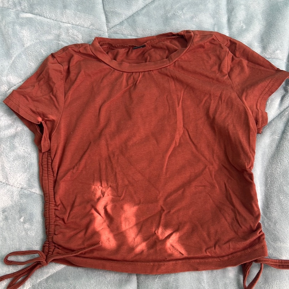 Drawstring ruched side tee